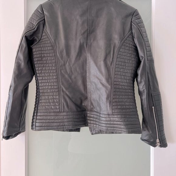 Real Leather Jacket - Picture 4 of 6